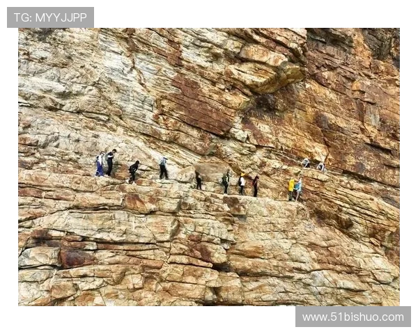 北京攀岩队的默契配合与团队精神探索之旅