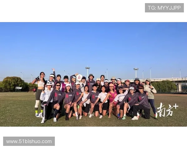 广州飞盘队在世界滑板锦标赛中以100分稳居积分榜首位