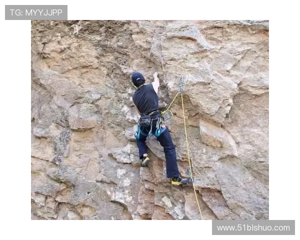 攀岩之巅：深入北京攀岩队的训练与挑战之旅